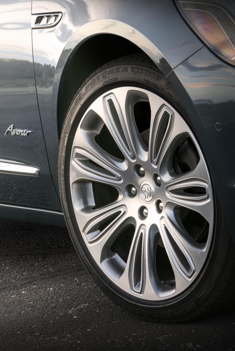 Колеса Buick LaCrosse Avenir 2017 года  (NA) (фото 6 из 11)